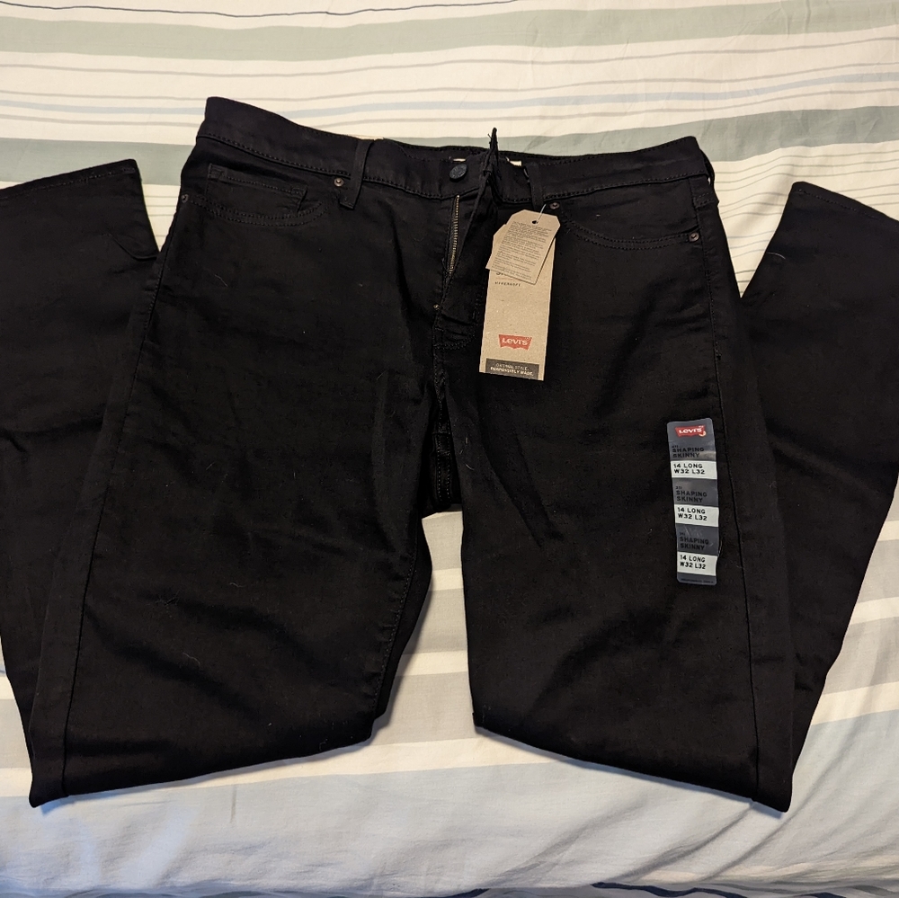 Black Levi's 311 Shaping Skinny jeans size 14 W32 L32
